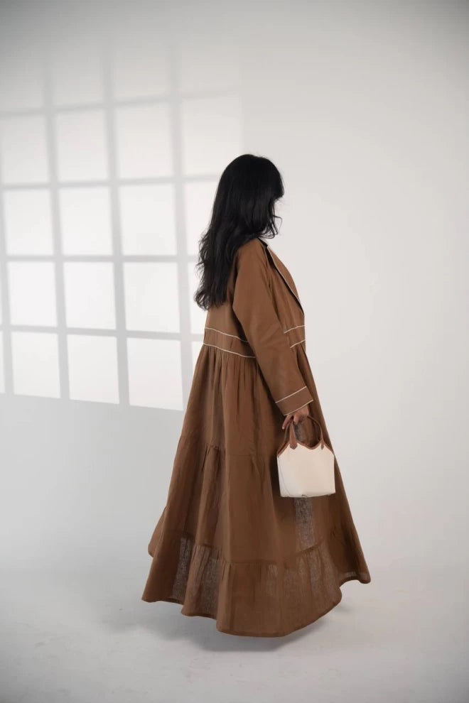 عباية بليزر من الكتان باللون البني C:IB333