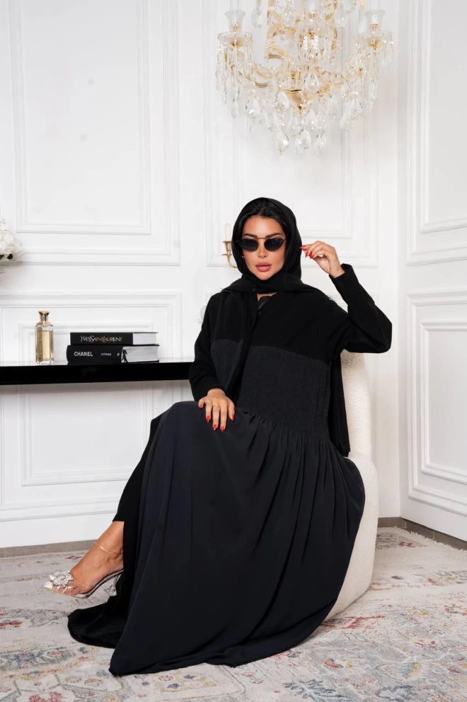 عباية كريب سوداء IB134 أسود