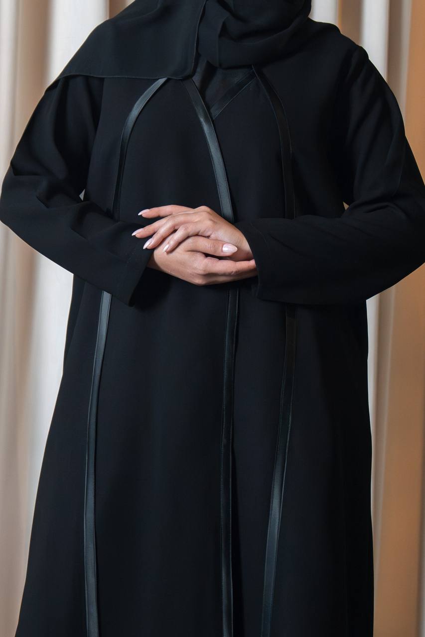 عباية كريب باللون الاسود C:IB356