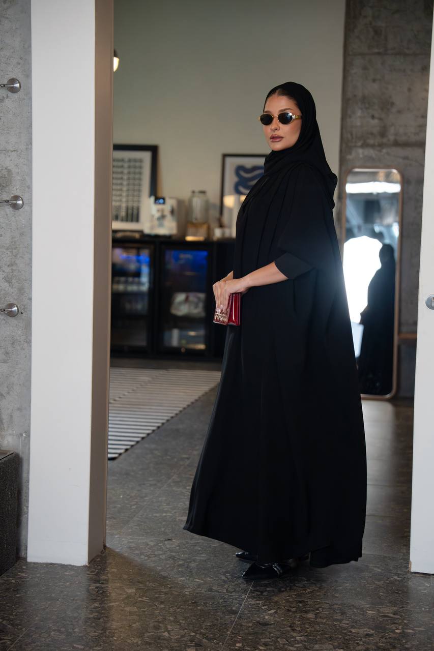 عباية فري سايز كريب، باللون الاسود . C:IB353
