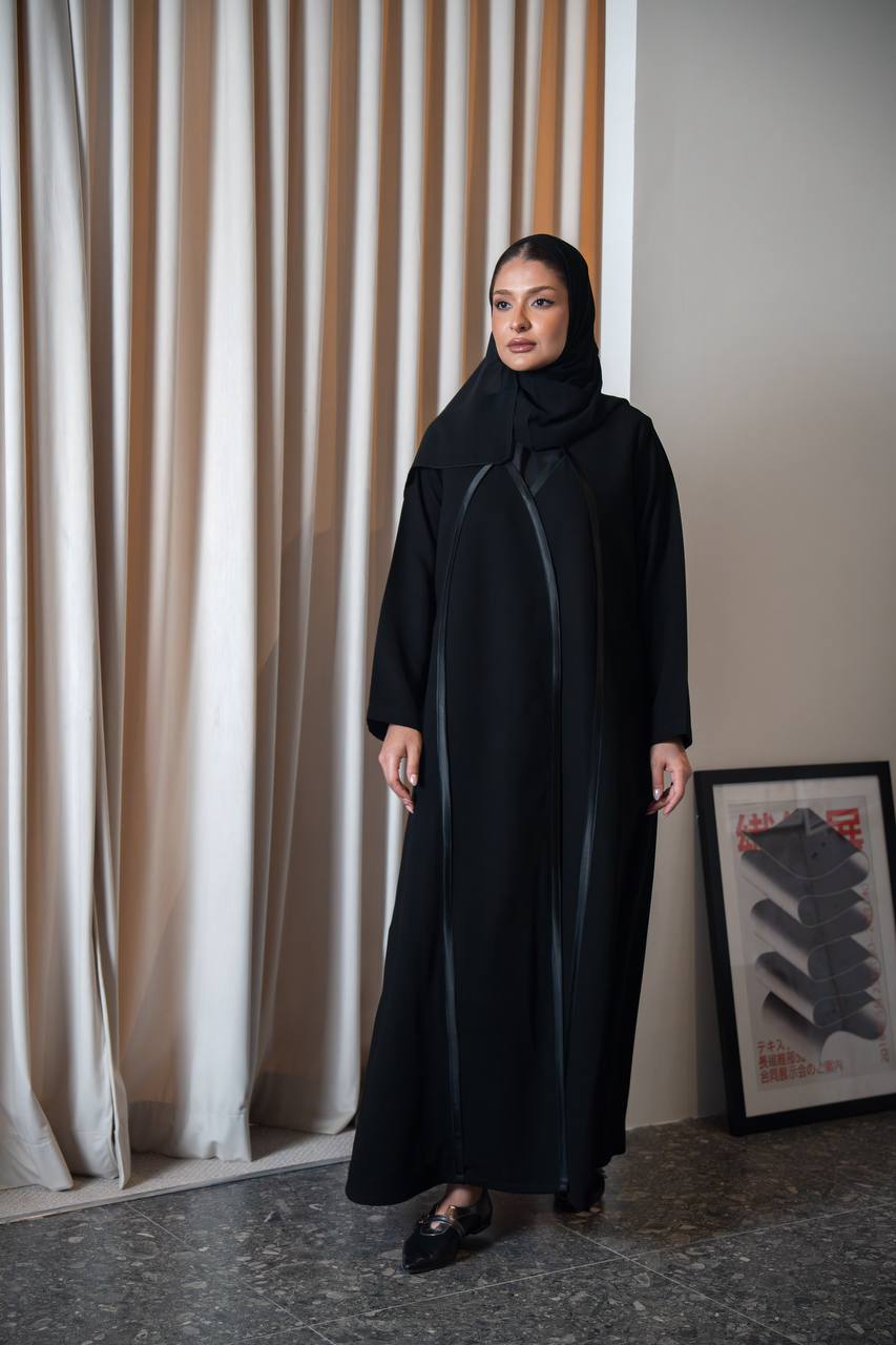 عباية كريب باللون الاسود C:IB356