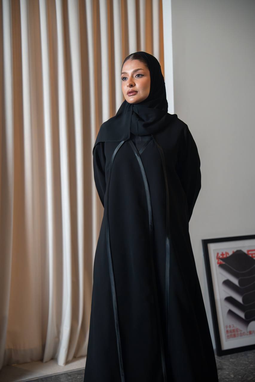 عباية كريب باللون الاسود C:IB356