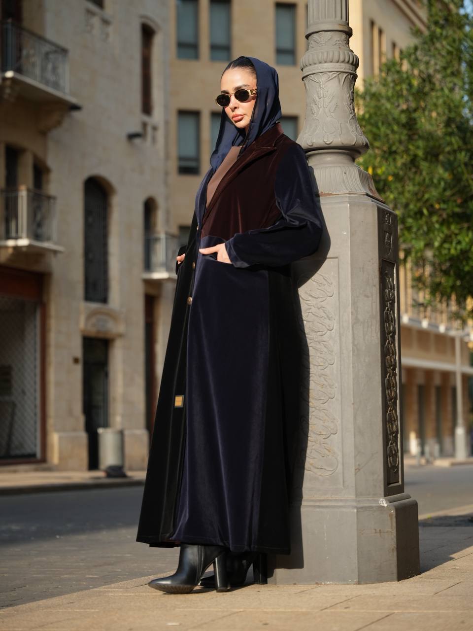 عباية بليزر مخمل . C:IB364