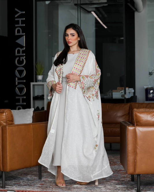 White Linen Bisht Abaya with embroidery C:IB139 Wihte (Free size)