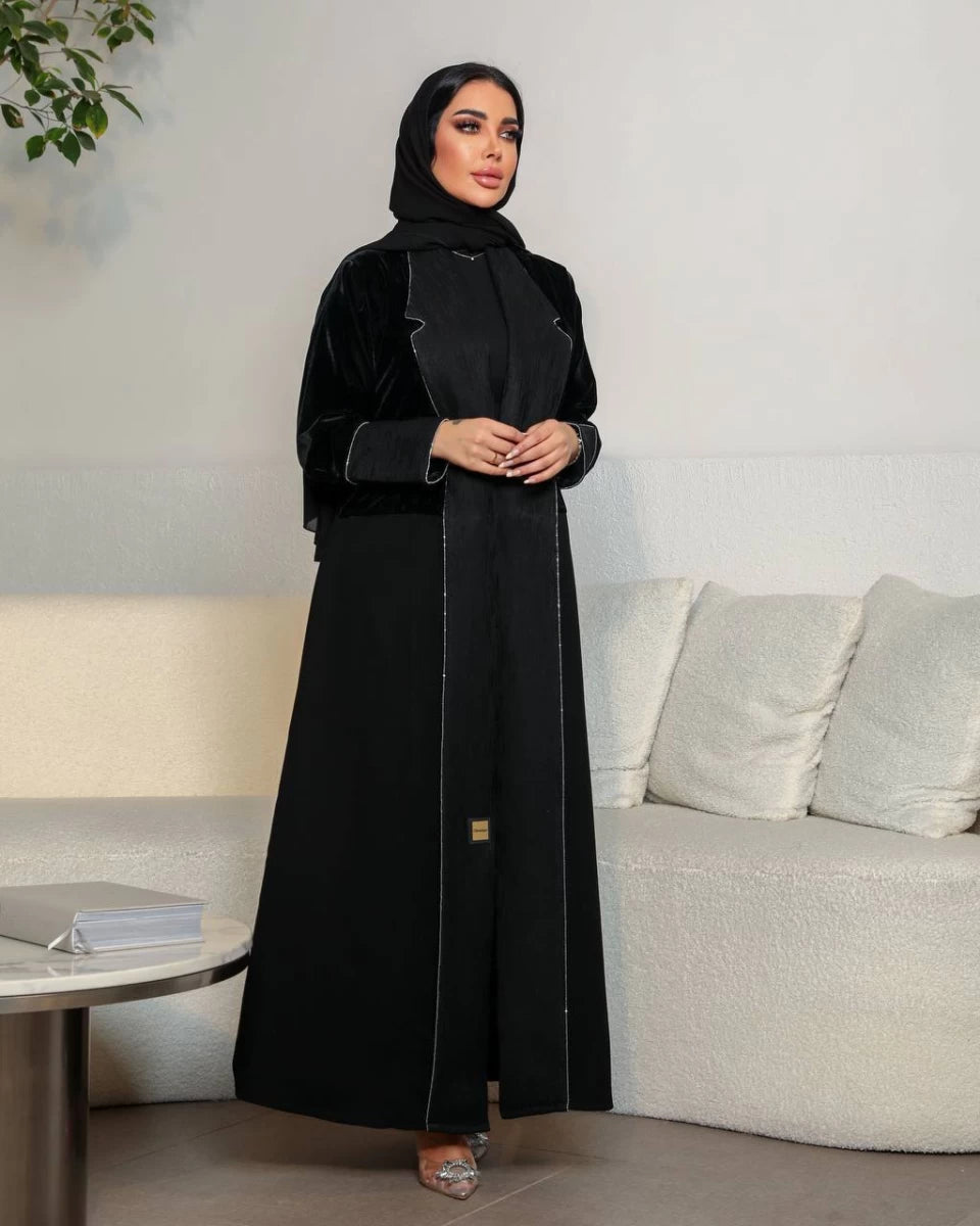 عباية كريب مخملية سوداء IB168 أسود 