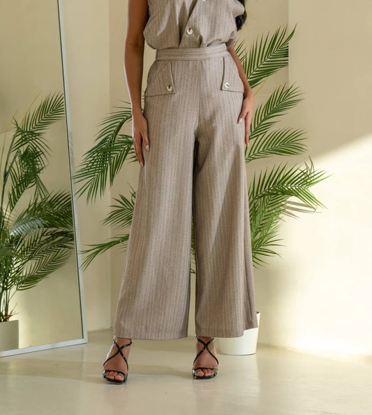 بنطلون كريب مخطط باللون البيج IB1051 مخطط باللون البيج P 