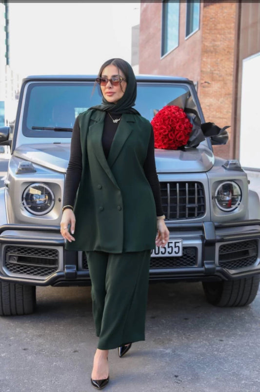 طقم بليزر وبنطلون من الكريب الأخضر IB:1075 