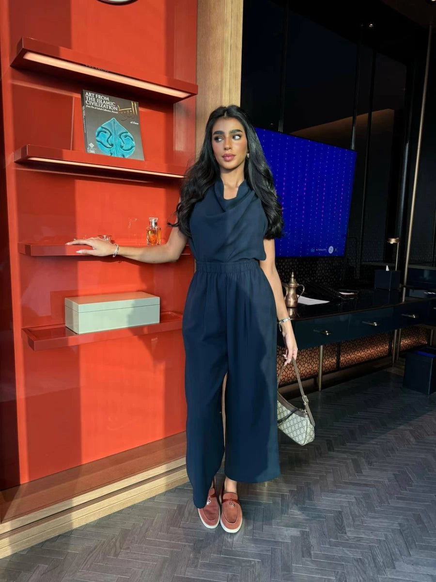 بلوزة وبنطلون كريب باللون الأزرق الداكن IB1040 (SL) 