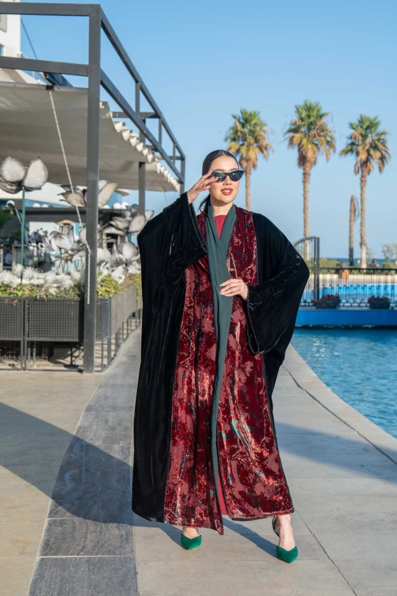 Bisht abaya with black silk velvet material and red wooded velvet material IB271 Red (Free size)