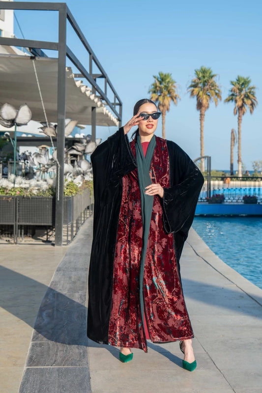 Bisht abaya with black silk velvet material and red wooded velvet material IB271 Red (Free size)