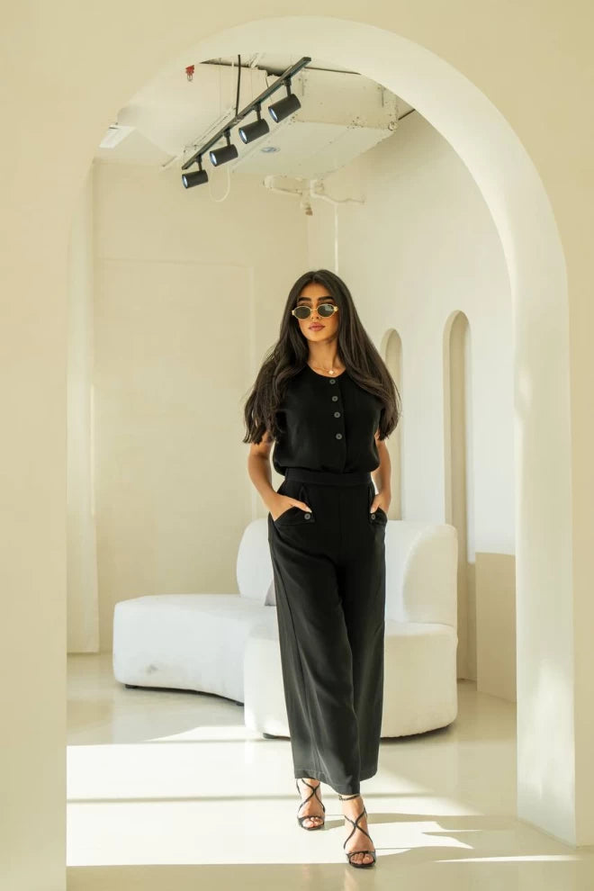 Vest and black pants set IB1056
