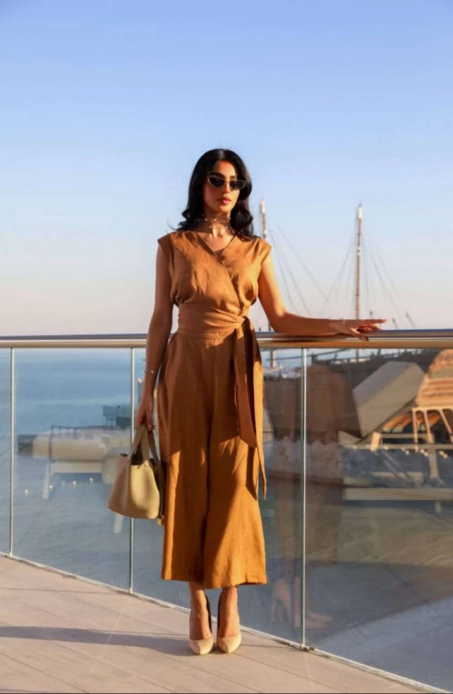 جمبسوت من الكتان بلون الجمل C:IB1076 