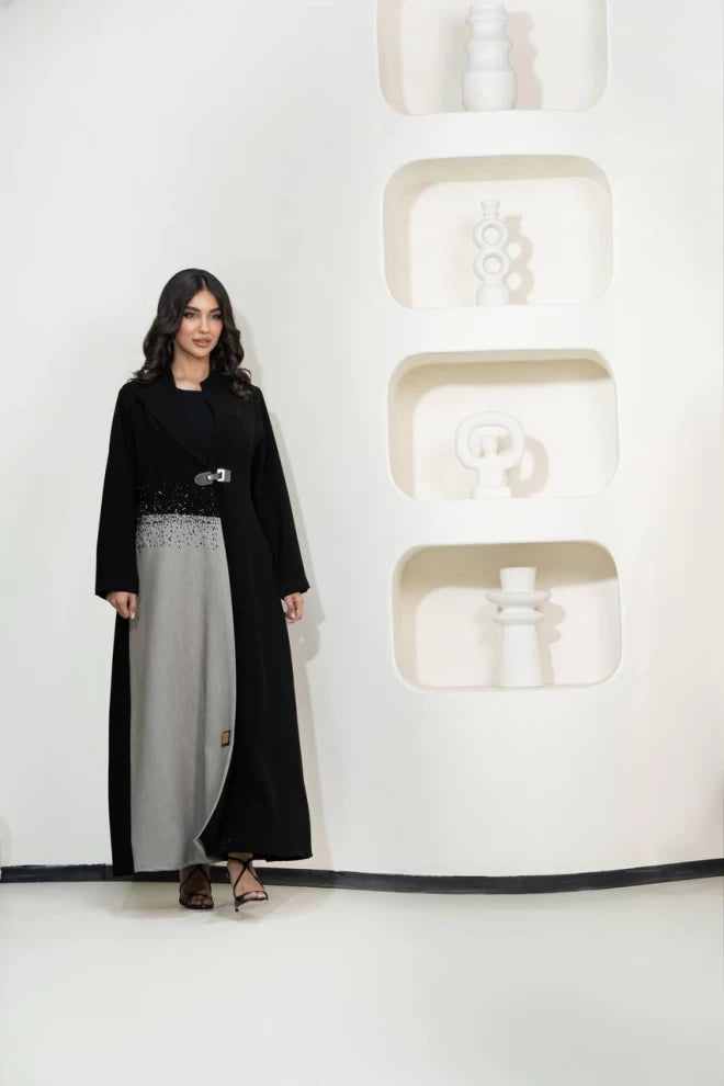 عباية كريب سوداء مع تطريز يدوي C:IB314 