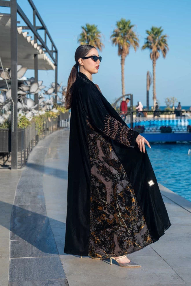 Abaya made of raw silk velvet with floral velvet and a hand sash IB266 (Free size)