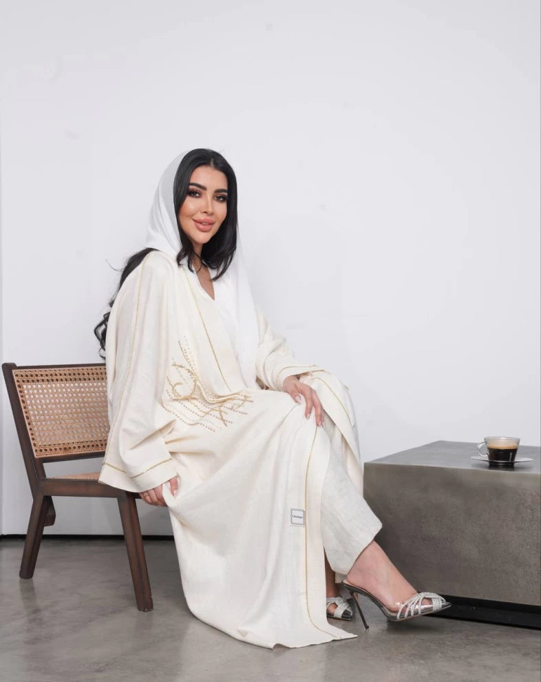 عبايه لينن بلون الابيض مع شك يدوي IB153 white
