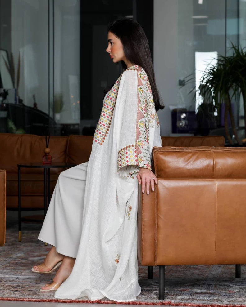 White Linen Bisht Abaya with embroidery C:IB139 Wihte (Free size)