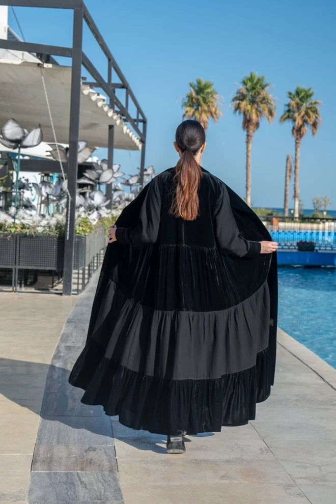 عباية من الكريب المخملي والحرير المخملي مع الكريب IB268 