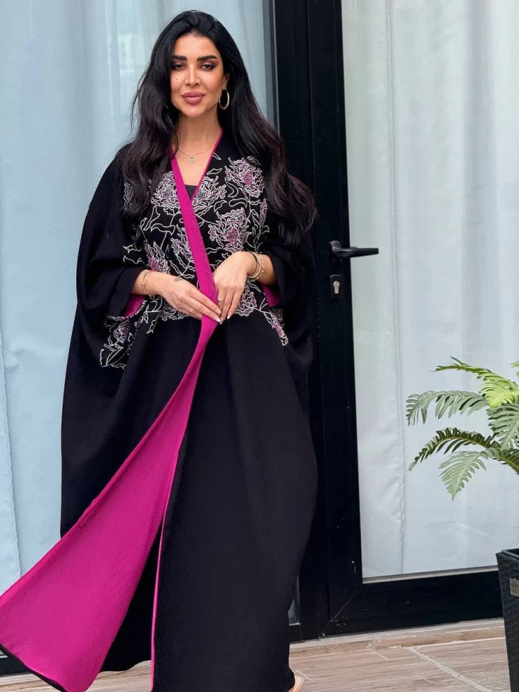 عبايه كريب بشك و نطريز IB141