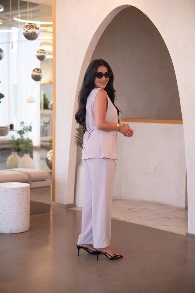 طقم سترة وبنطلون من الكريب البيج C:IB1090 