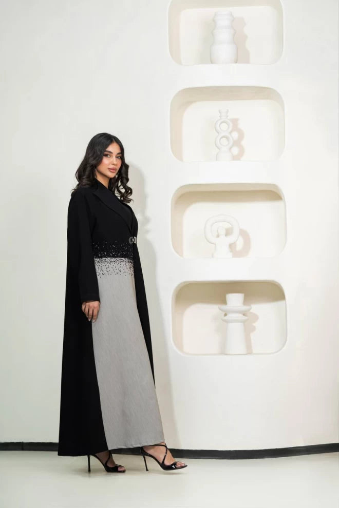 عباية كريب سوداء مع تطريز يدوي C:IB314 