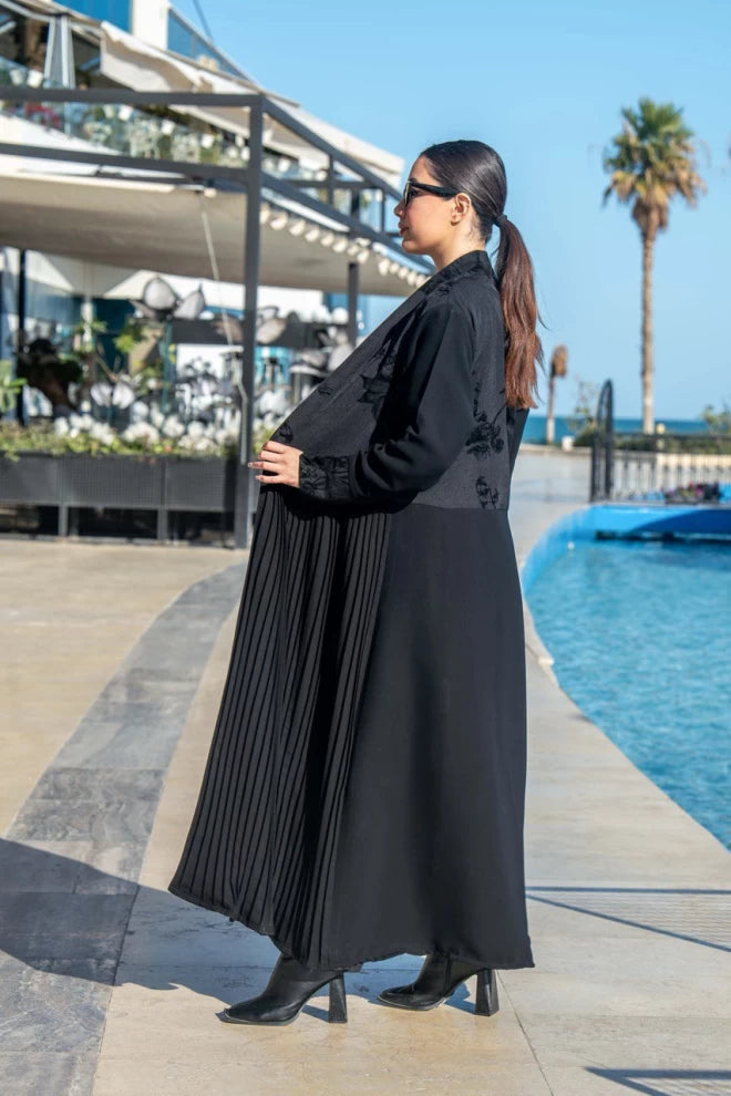 Crepe and pleated abaya with printed cotton velvet IB267