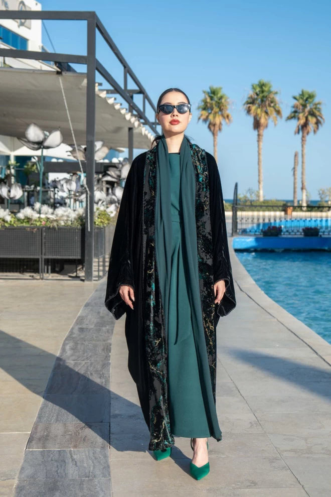 Bisht abaya in silk velvet material with floral velvet material IB271Black (Free size)