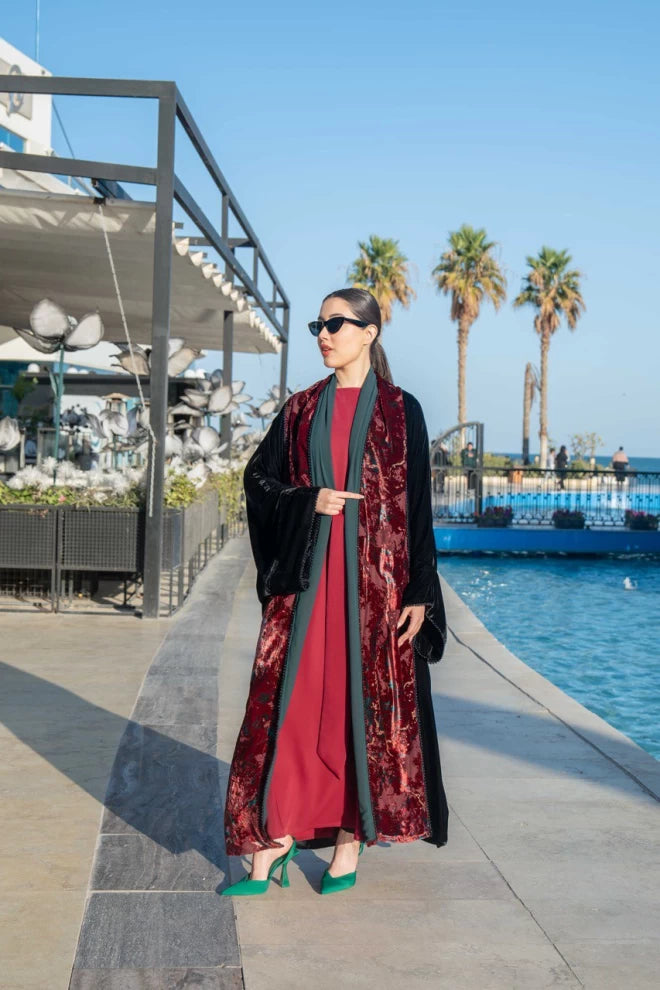 Bisht abaya with black silk velvet material and red wooded velvet material IB271 Red (Free size)