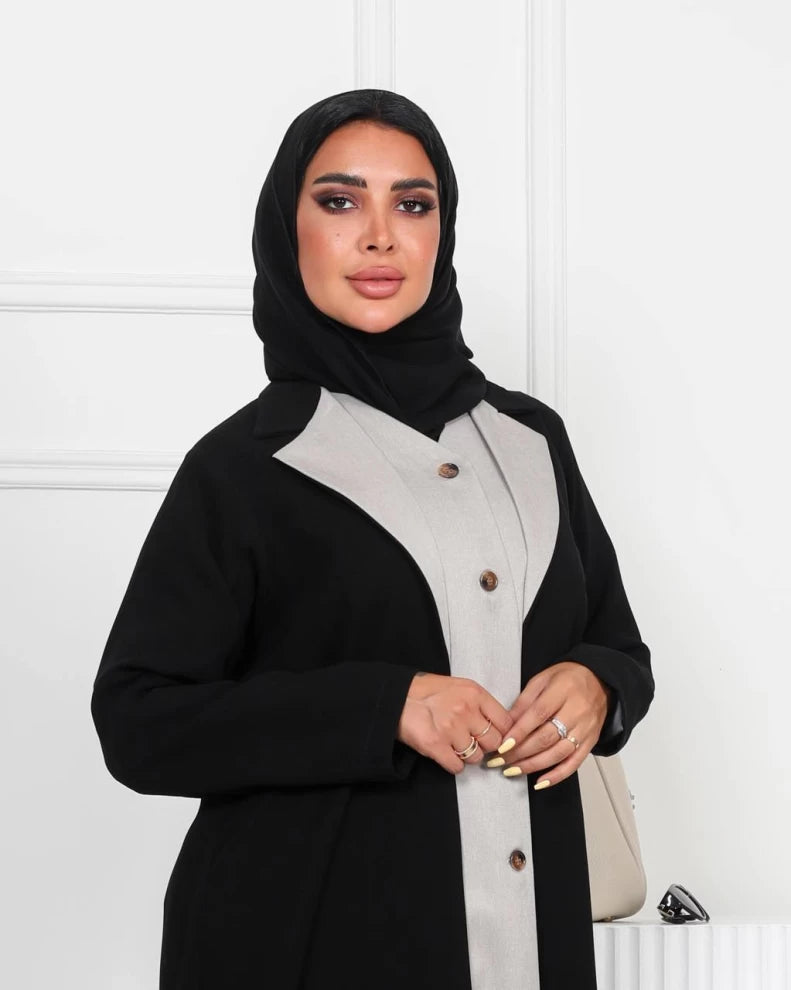 عباية بليزر كريب أسود وبيج IB210 