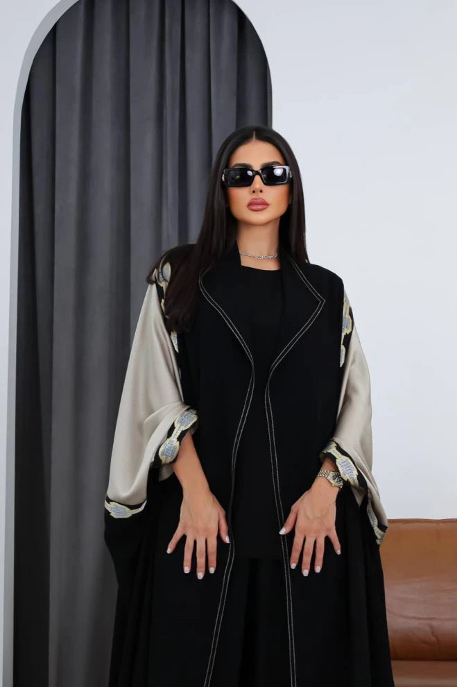 Cuba Crepe Abaya with Silk Crepe in Black and Beige IB158 Black (Free size)