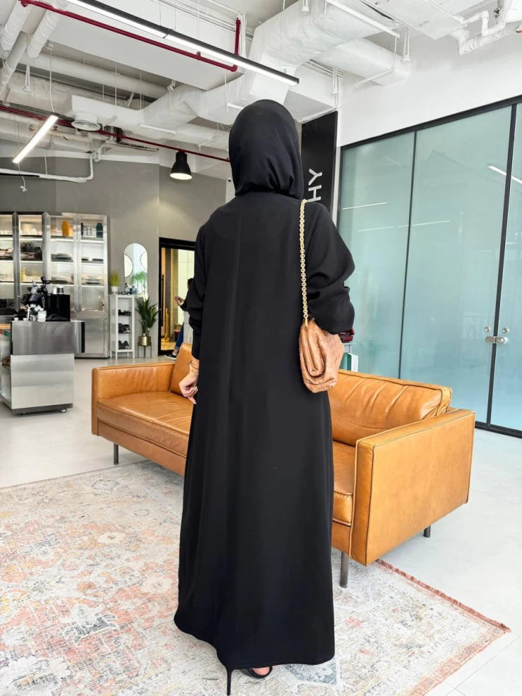 عباية كريب سوداء مع طيات أمامية IB207 أسود 