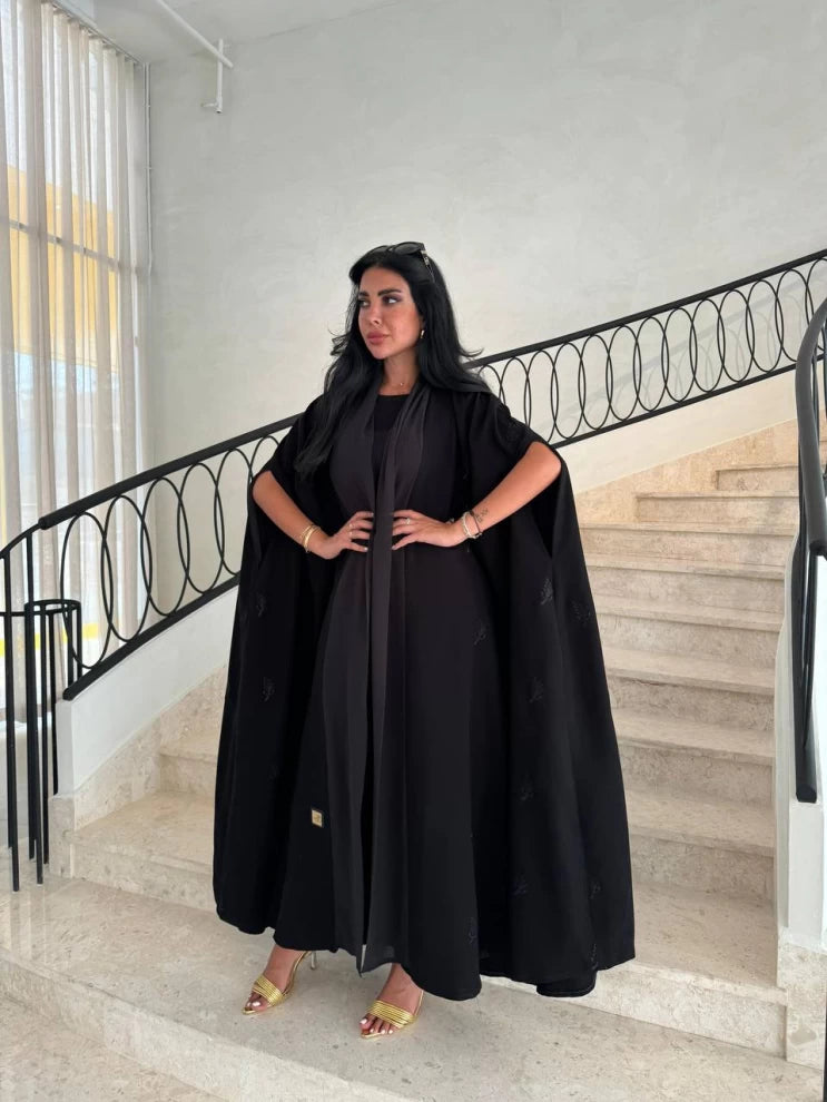 عبايه كريب مع شيفون مطرز IB171 Black
