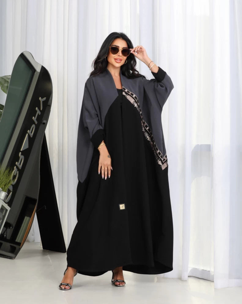 عبايه كريب بلون اسود و رمادي IB121 Gray