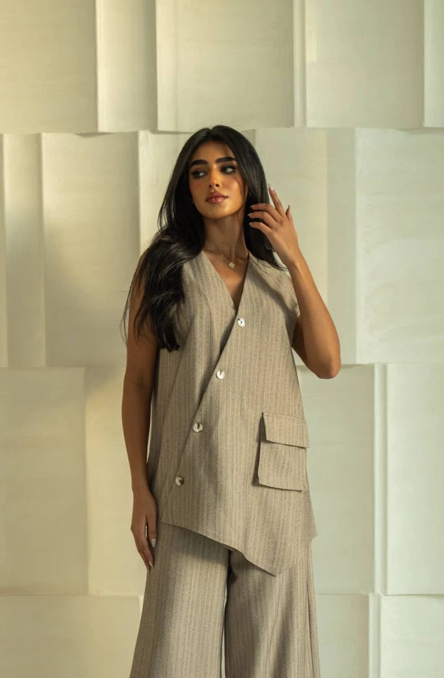Striped Beige Crepe Vest-IB1058