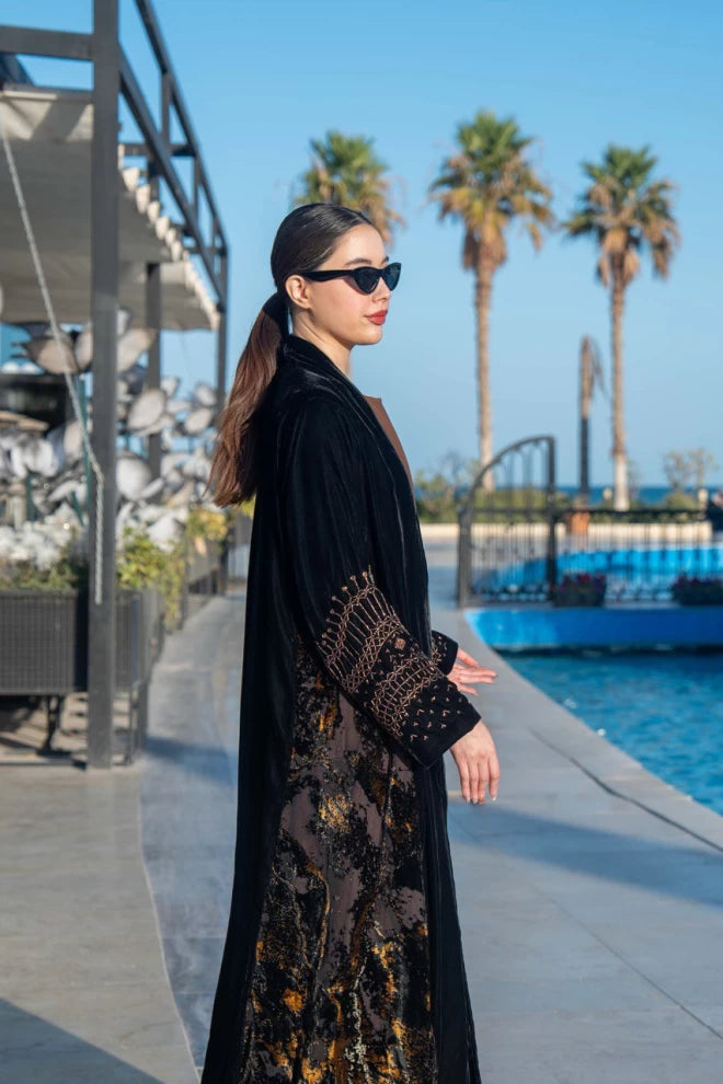 Abaya made of raw silk velvet with floral velvet and a hand sash IB266 (Free size)