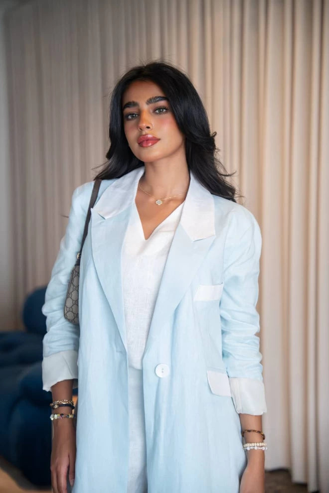 سترة زرقاء سماوية مصنوعة من الكتان الطبيعي C:IB330 