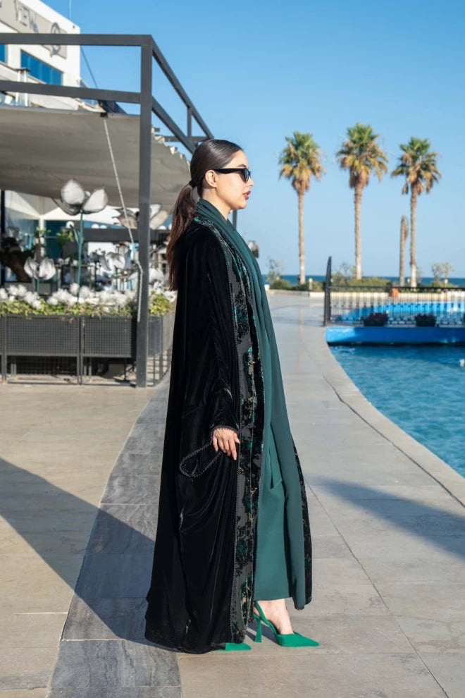 Bisht abaya in silk velvet material with floral velvet material IB271Black (Free size)