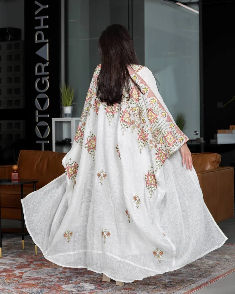 White Linen Bisht Abaya with embroidery C:IB139 Wihte (Free size)