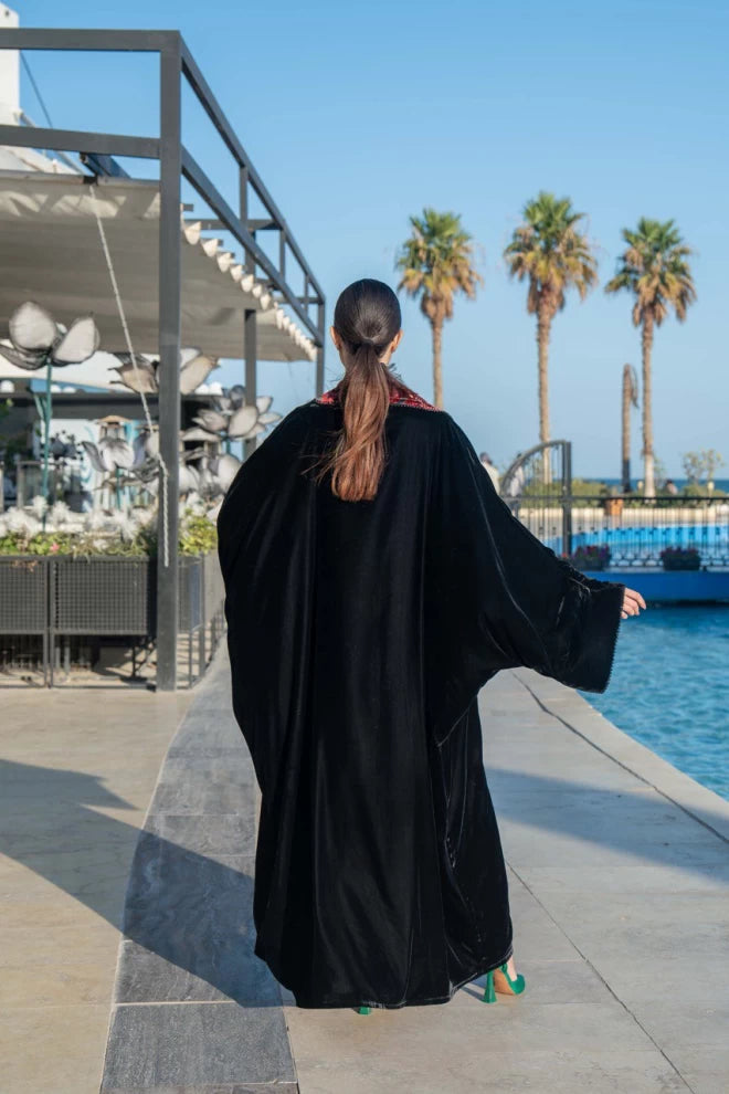 Bisht abaya with black silk velvet material and red wooded velvet material IB271 Red (Free size)