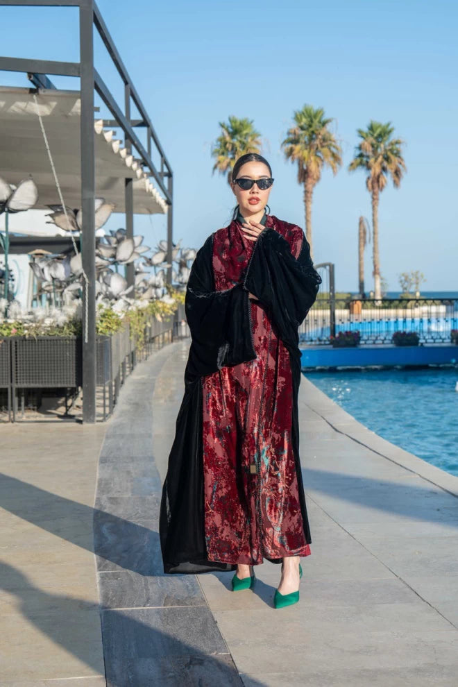 Bisht abaya with black silk velvet material and red wooded velvet material IB271 Red (Free size)