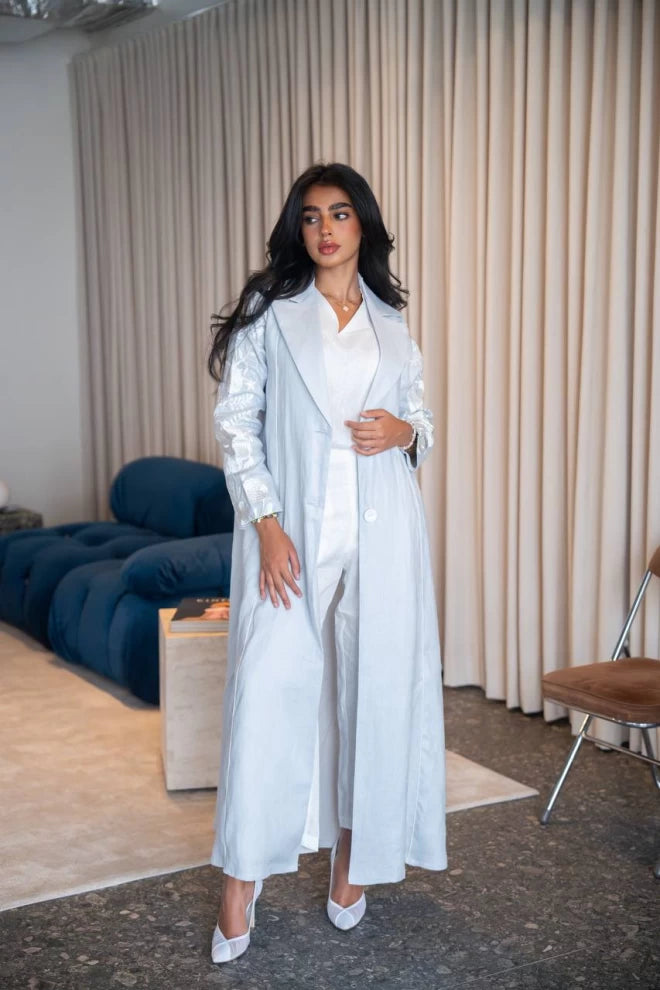 عباية بليزر زرقاء سماوية مطرزة، مصنوعة من الكتان الطبيعي. C:IB331 أزرق 