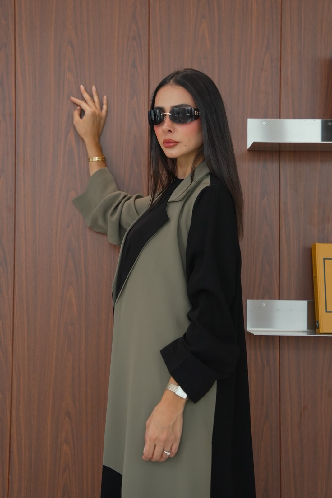 crepe abaya in black and olive.C:430