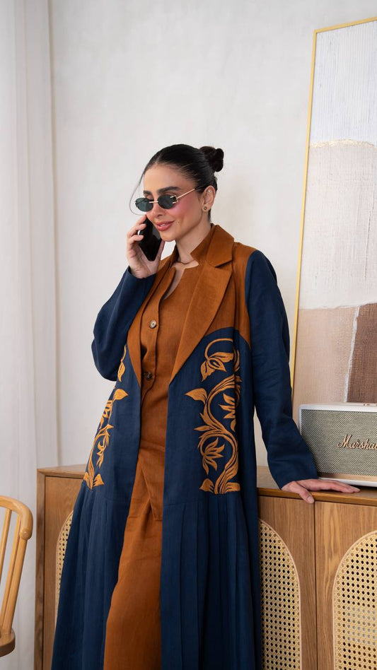 Linen abaya in navy blue with embroidery. C:405