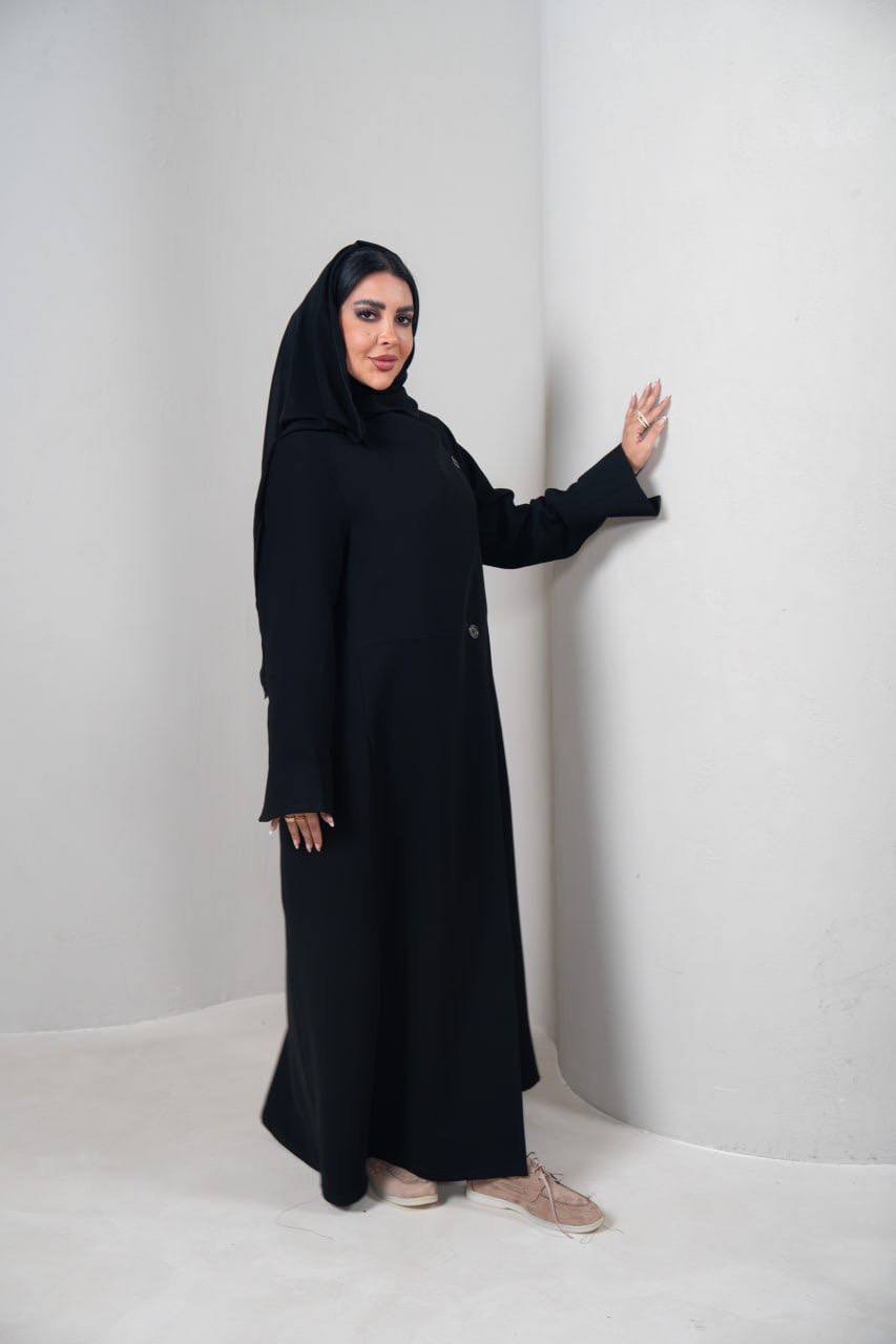 عباية بخام كريب ، باللون الاسود  C:IB343