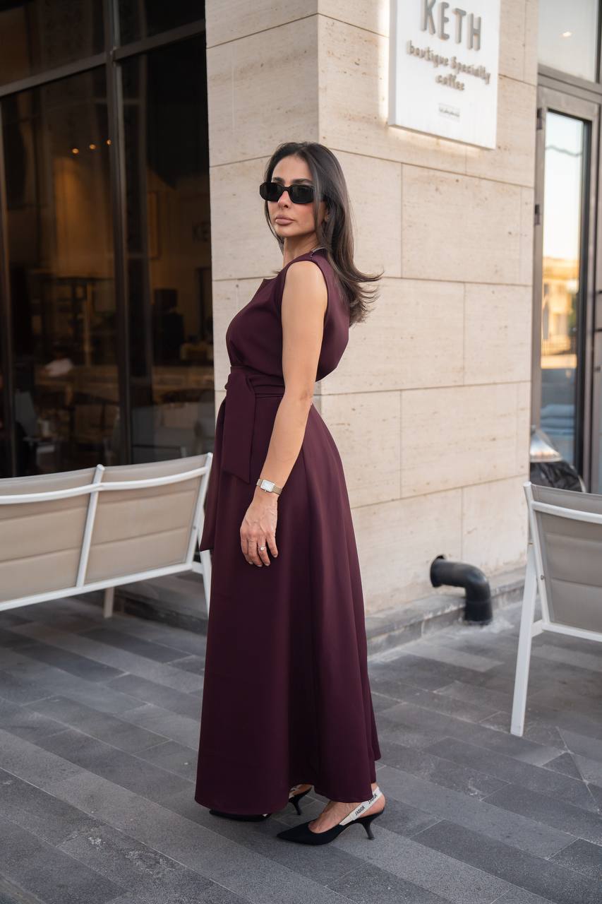 burgundy crepe dress.C:IB1096