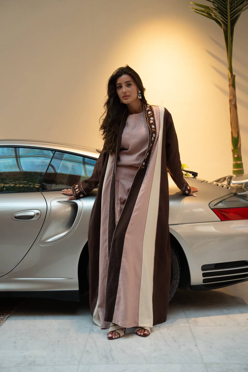 Linen abaya in brown with embroidery. C:415