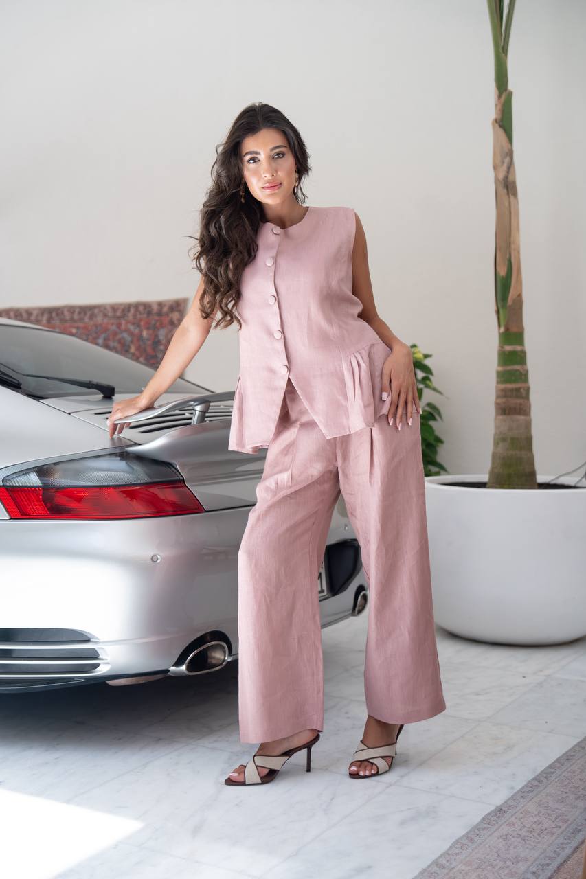 Pink vest and pants set.C:1109
