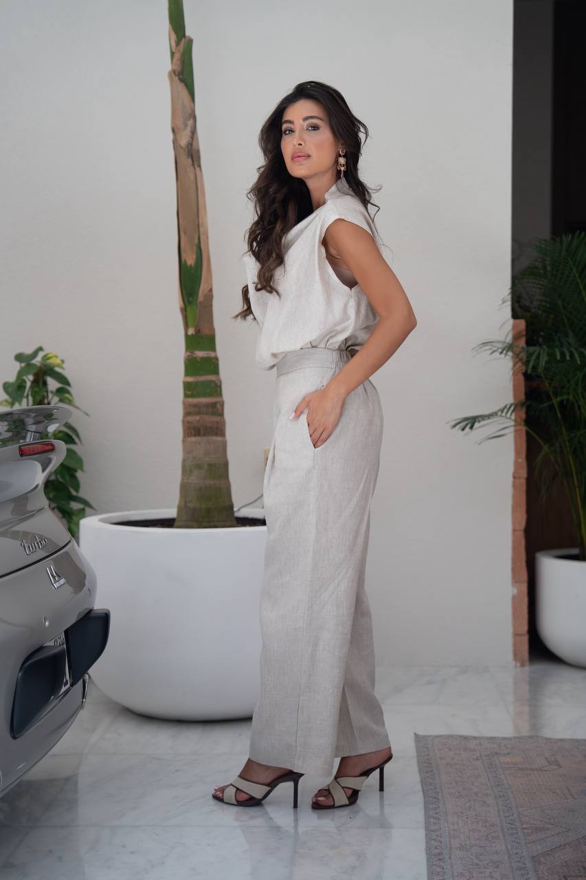 Beige linen blouse and pants set.C:1110