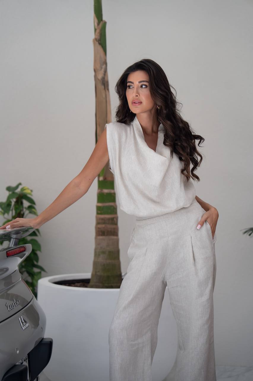 Beige linen blouse and pants set.C:1110