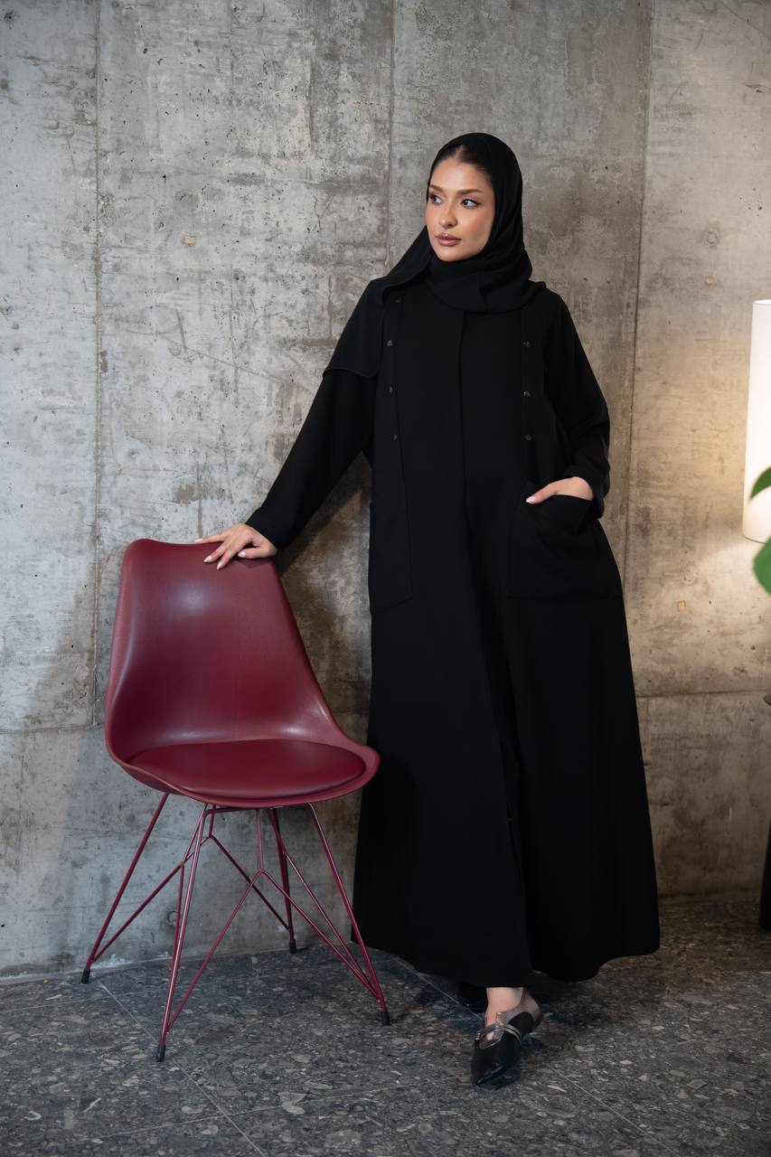 عباية كريب باللون الأسود C:IB355