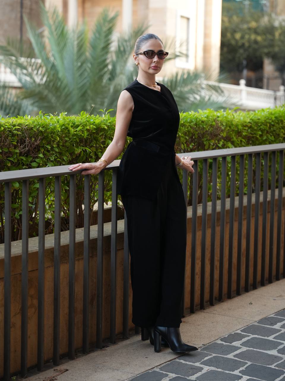 طقم فيست مخمل و بنطلون كريب ، اسود . C:IB1100 